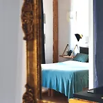 La Tour Gregoire Bed & Breakfast