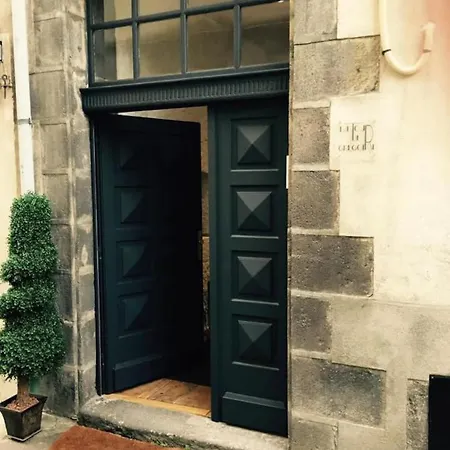 Couette-café La Tour Grégoire