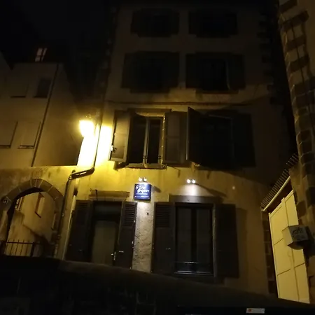 La Tour Gregoire לינה וארוחת בוקר 4*