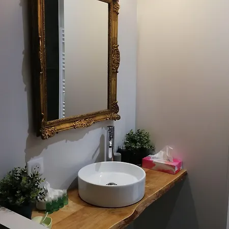 Couette-café La Tour Grégoire