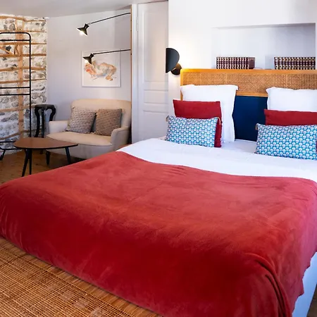 La Tour Grégoire Bed & Breakfast