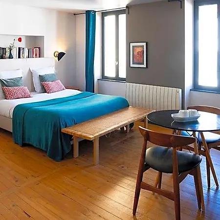 فندق مبيت وإفطار La Tour Gregoire