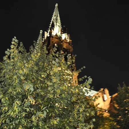 ベッド・アンド・ブレックファスト La Tour Gregoire 4*