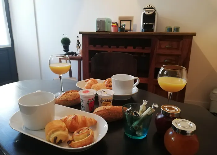 La Tour Gregoire Bed & Breakfast