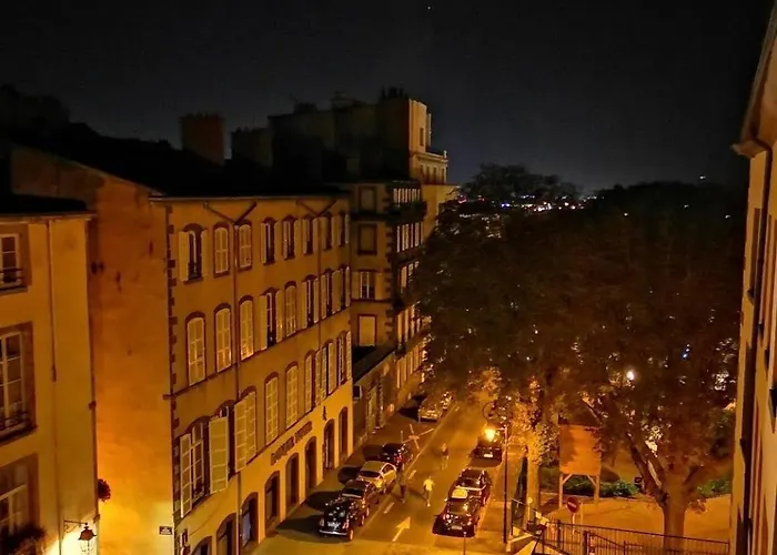 La Tour Grégoire Bed and breakfast 4*