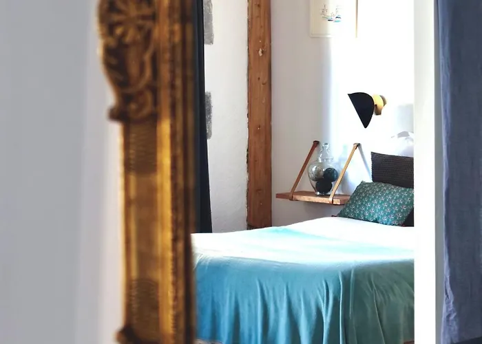 La Tour Gregoire Bed & Breakfast